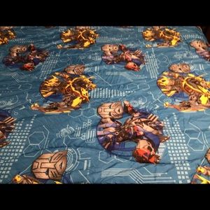 Twin transformers comforter